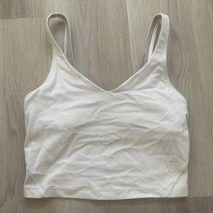 Lulu align top